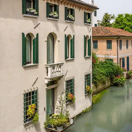 Buranelli33 Riverside Apartman Treviso