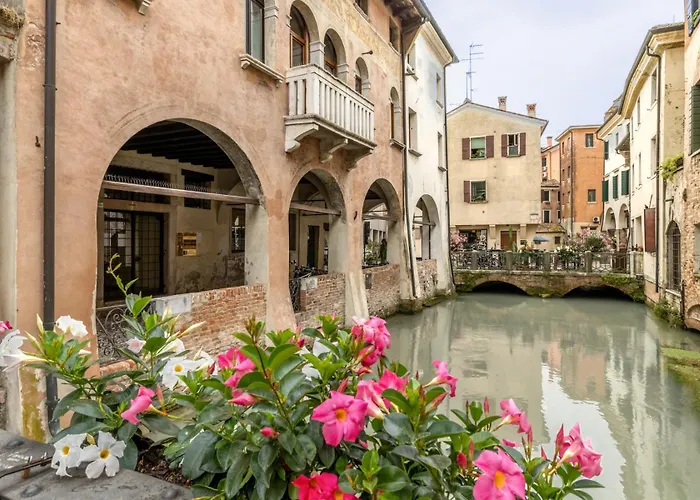 Buranelli33 Riverside Apartmán *