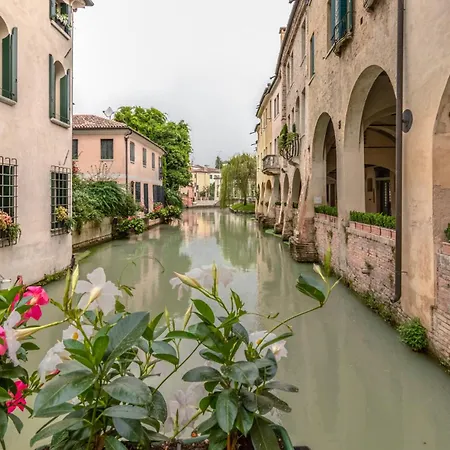 Апартаменты Buranelli33 Riverside